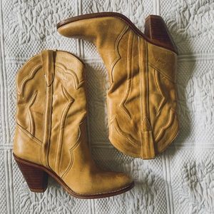 Vintage Western Boots - Women’s Size 8.5